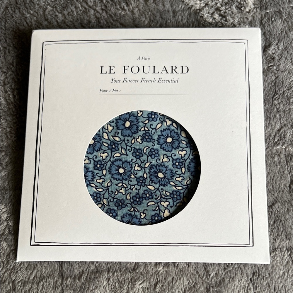 Sézane Le Foulard Blue Floral Bandana Scarf NEW 🇫🇷